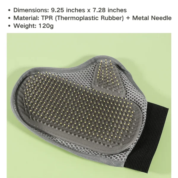 10003 Pet groomer using bath glove grooming brush on a golden retriever during bath time