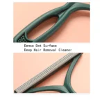 10003 Close-up of durable double-sided brush surface for effective fur and lint removal