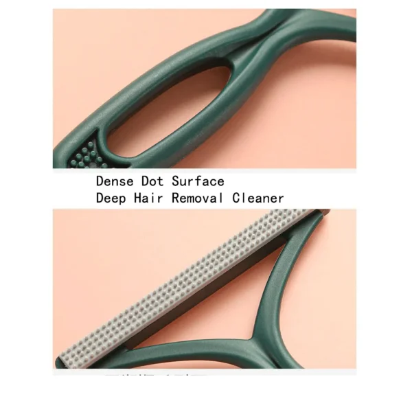 10003 Close-up of durable double-sided brush surface for effective fur and lint removal