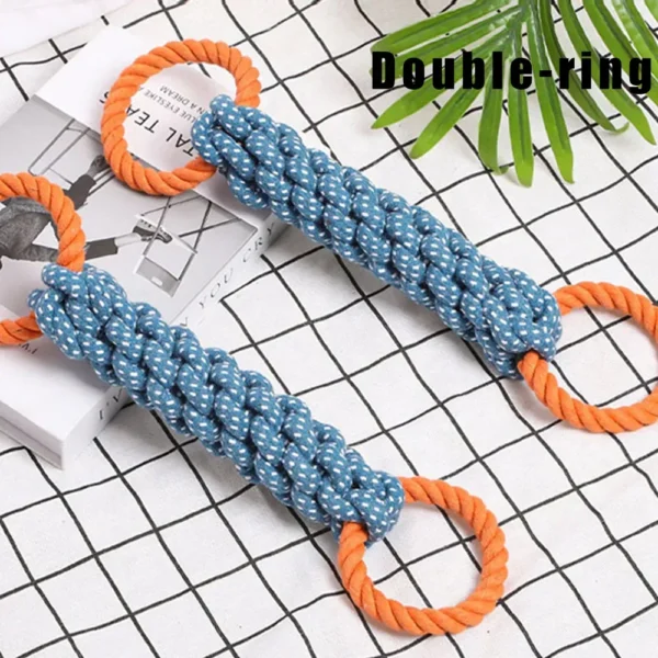10004 Strong rope toy for aggressive chewers, designed for chewing, tugging, and dental cleaning