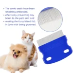 Pet shop grooming demonstration with blue flea comb for long hair cats