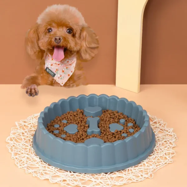 10003 Blue slow feeder pet dish promoting healthy eating habits