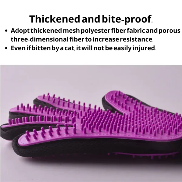 10005 Pet grooming glove in action – bathing, massaging, and removing loose fur