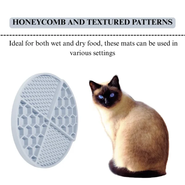 c82abbdbae622384f39c537d223c9efc Non-slip base silicone pet licking plate for grooming and feeding